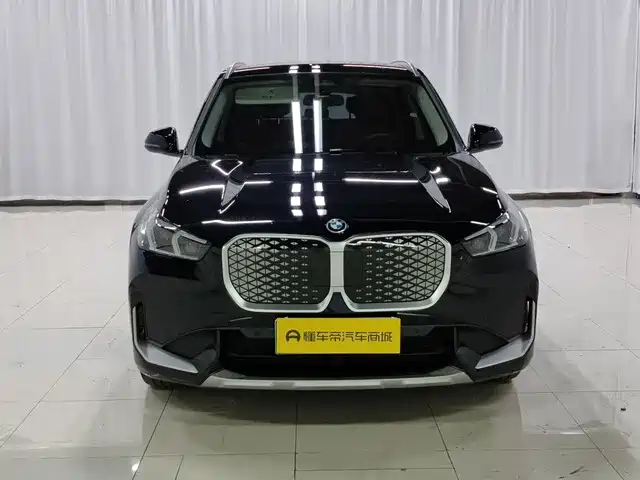 BMW iX1 2026 2026 eDrive25L X Design Package