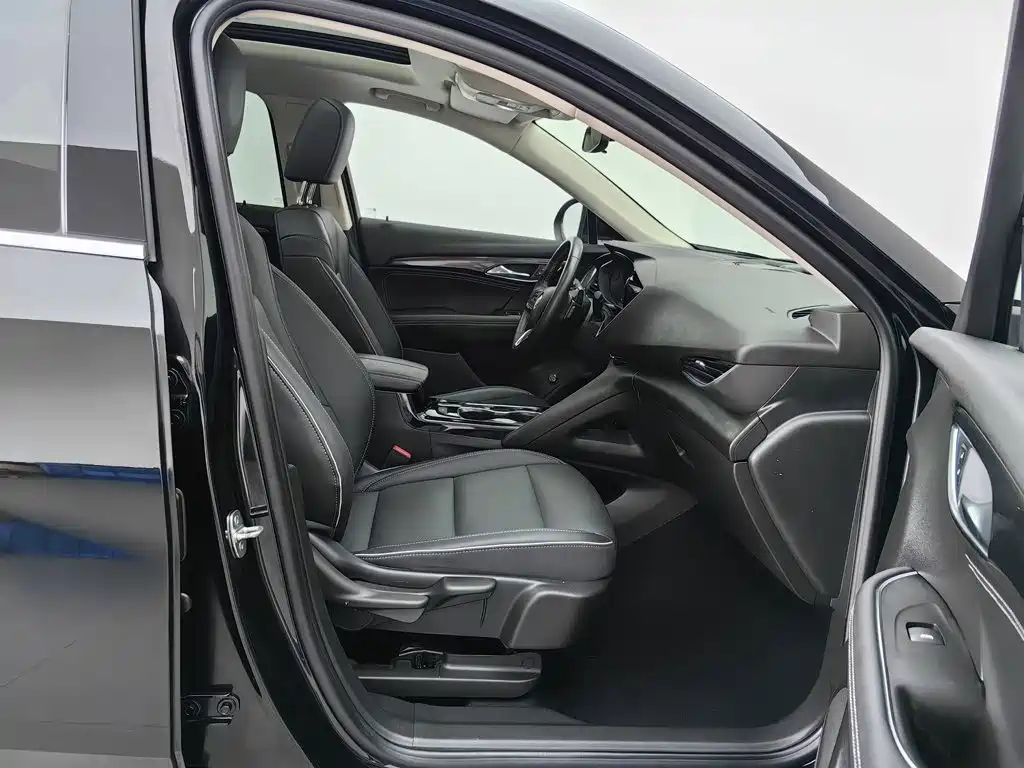 Фото 23 - Buick Envision S