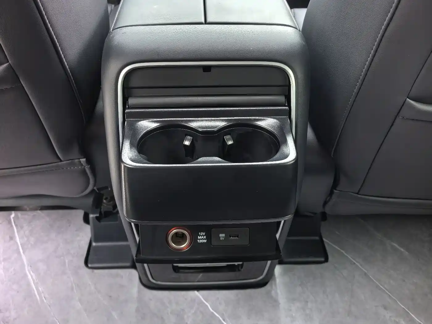 GAC Trumpchi Trumpchi M8 2023 Master Series 390T Prestige Edition фото 11