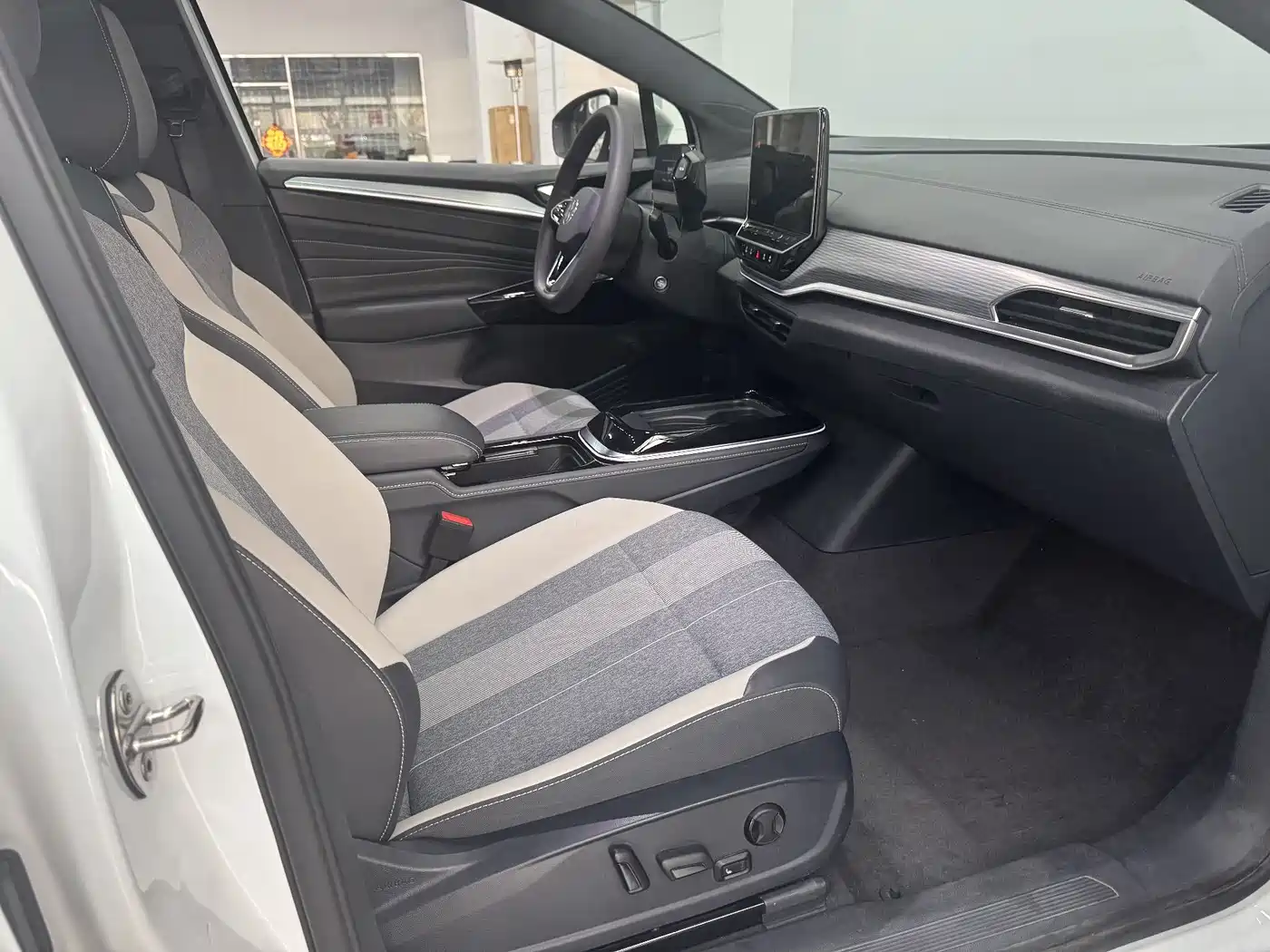 VOLKSWAGEN ID.4 CROZZ