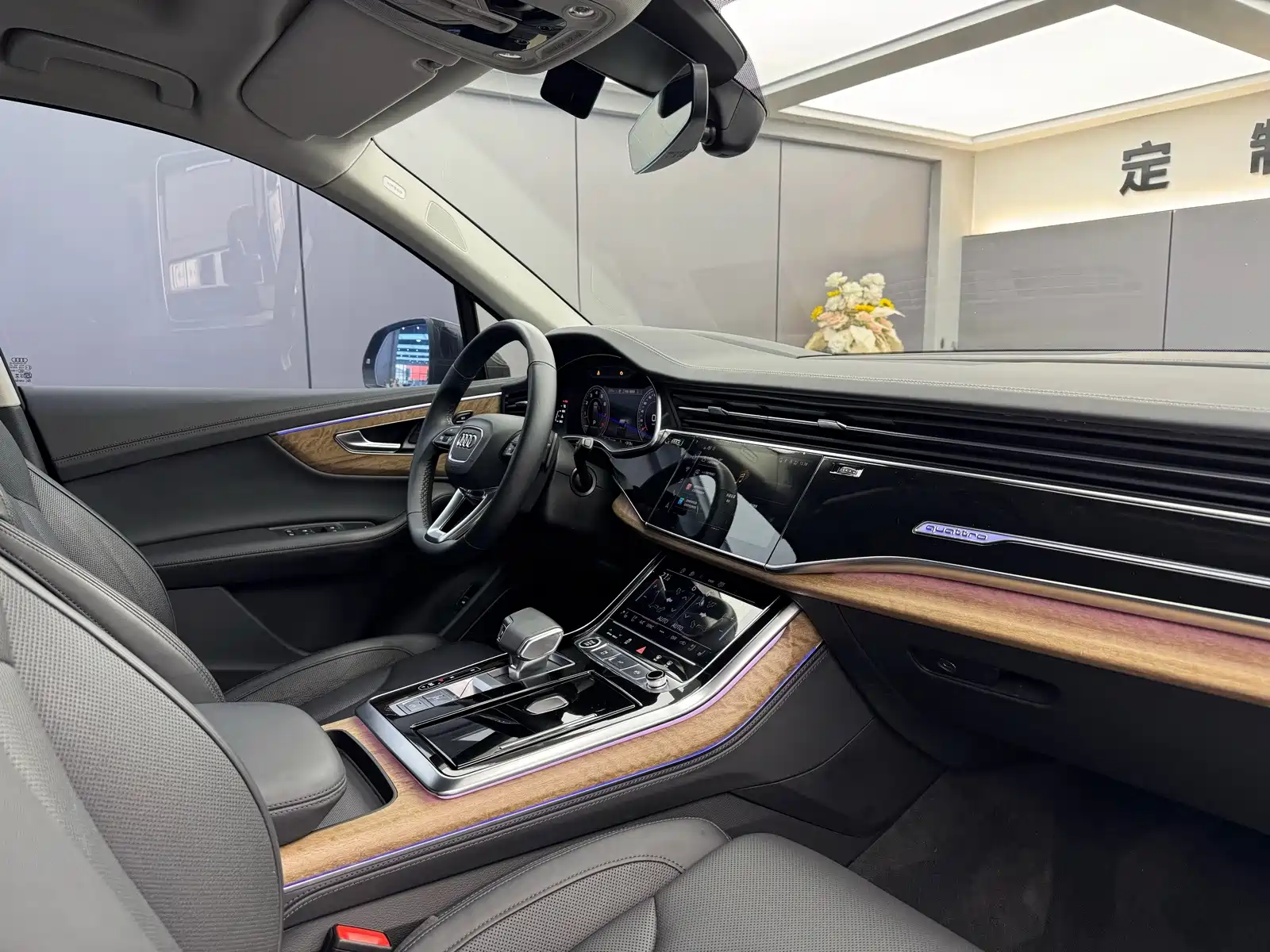 Фото 7 - Audi Q7