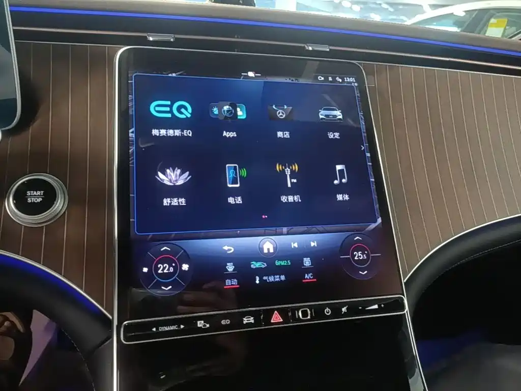 Mercedes-Benz EQE 2025 2025 500 4MATIC Pioneer