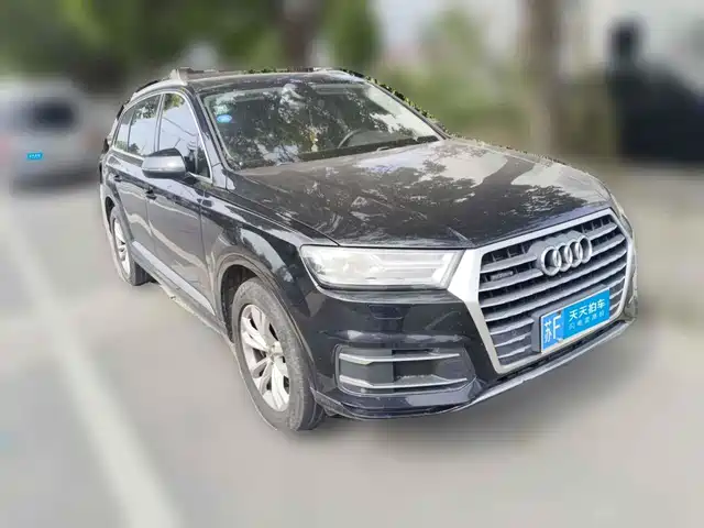 Audi Q7 2016 45 TFSI Technology — фото 3