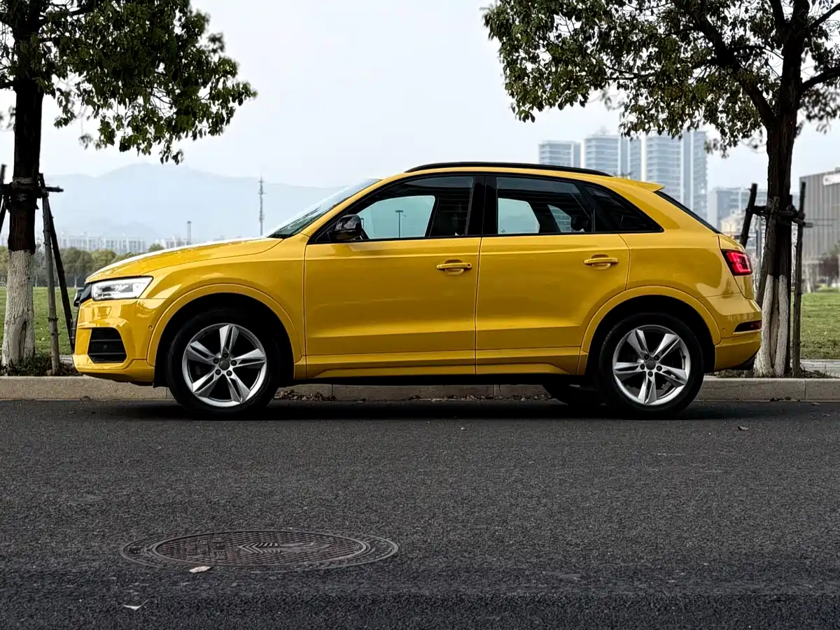 Audi Q3 2017 30 TFSI Style фото 3