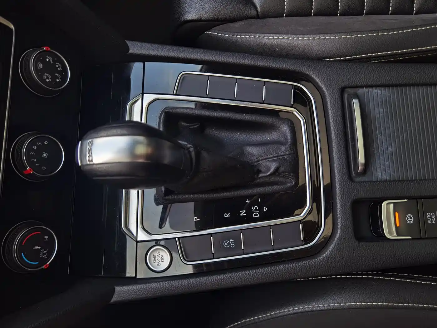 Volkswagen Magotan 2020 280TSI DSG Leading фото 18