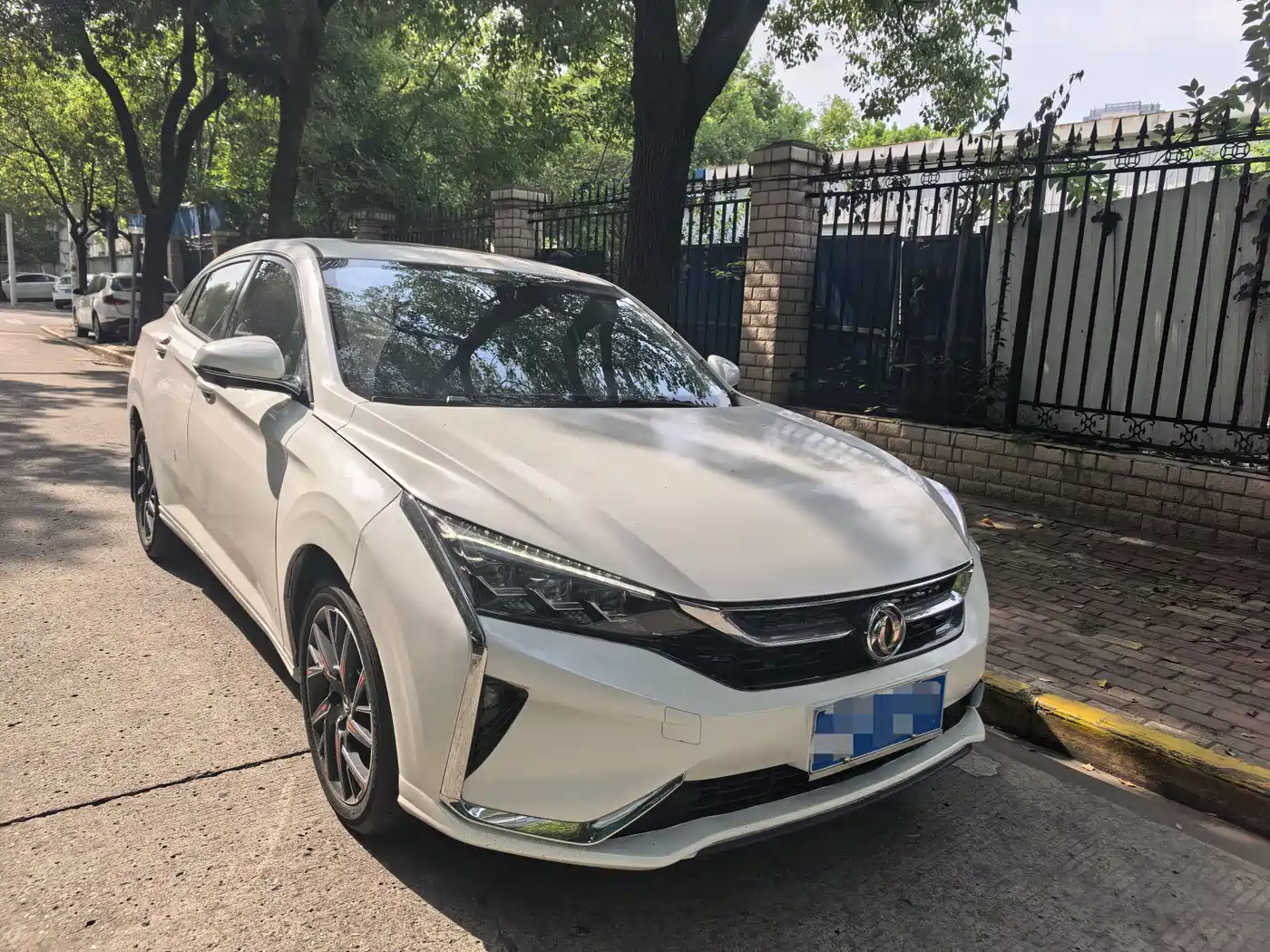 Фото 4 - Dongfeng Aeolus Yixuan