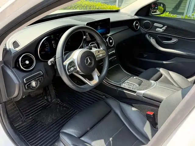 Mercedes-Benz C-Class 2020 C 260 L Sport — фото 3