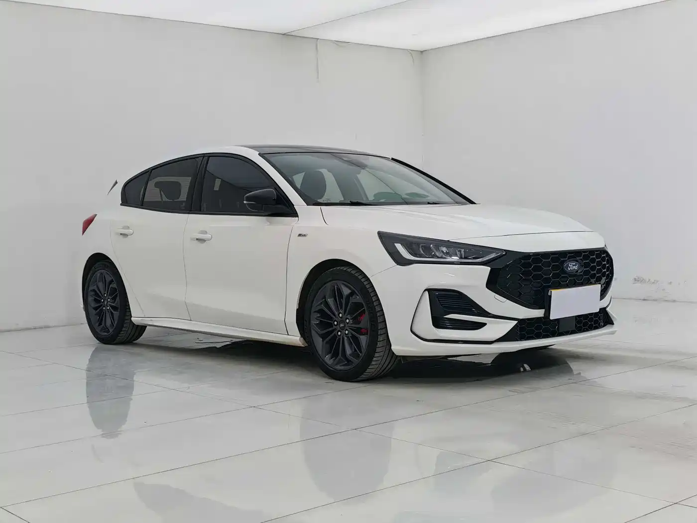 FORD FOX