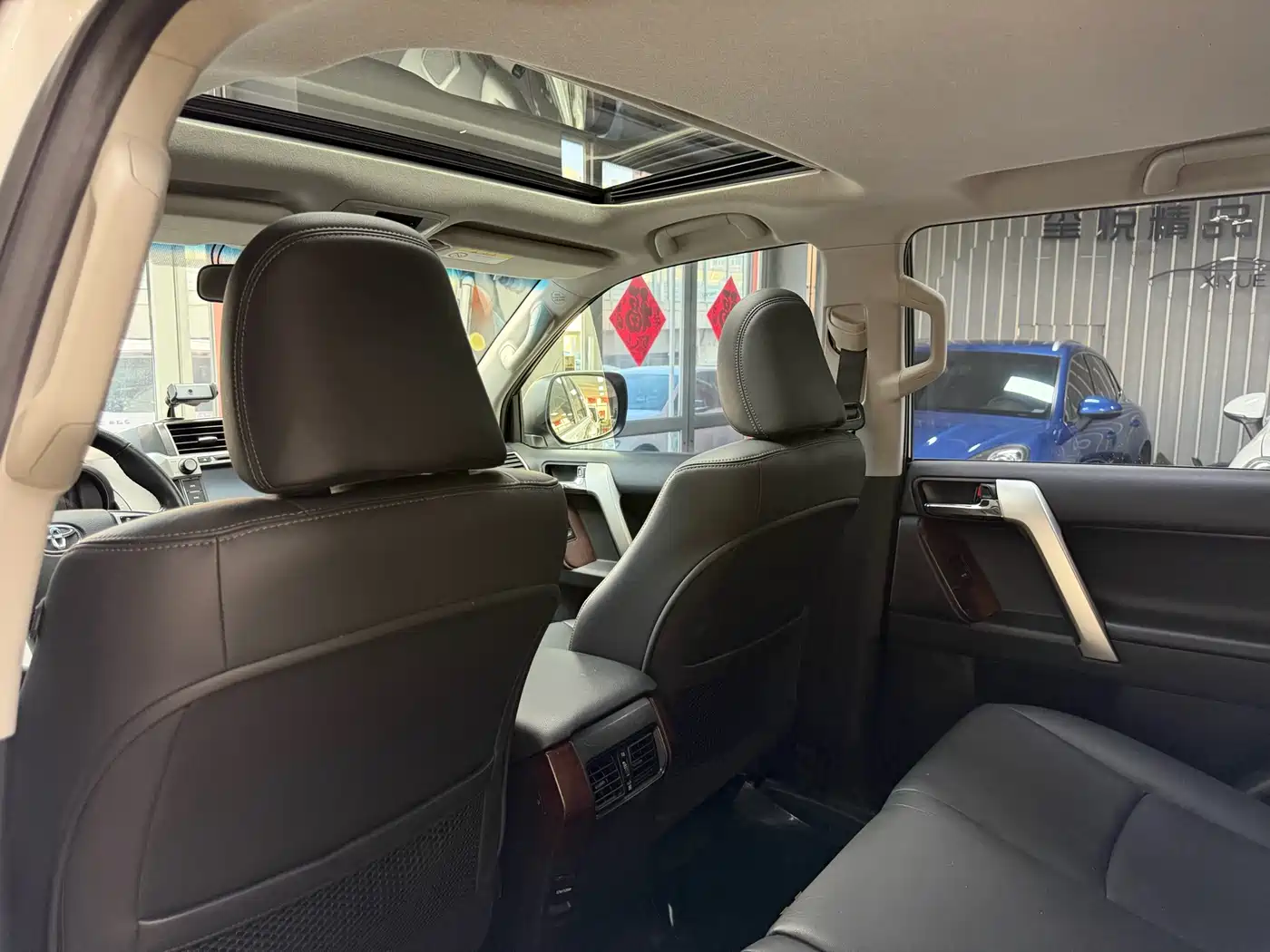Toyota Prado 2014 4.0L Automatic TX-L фото 18