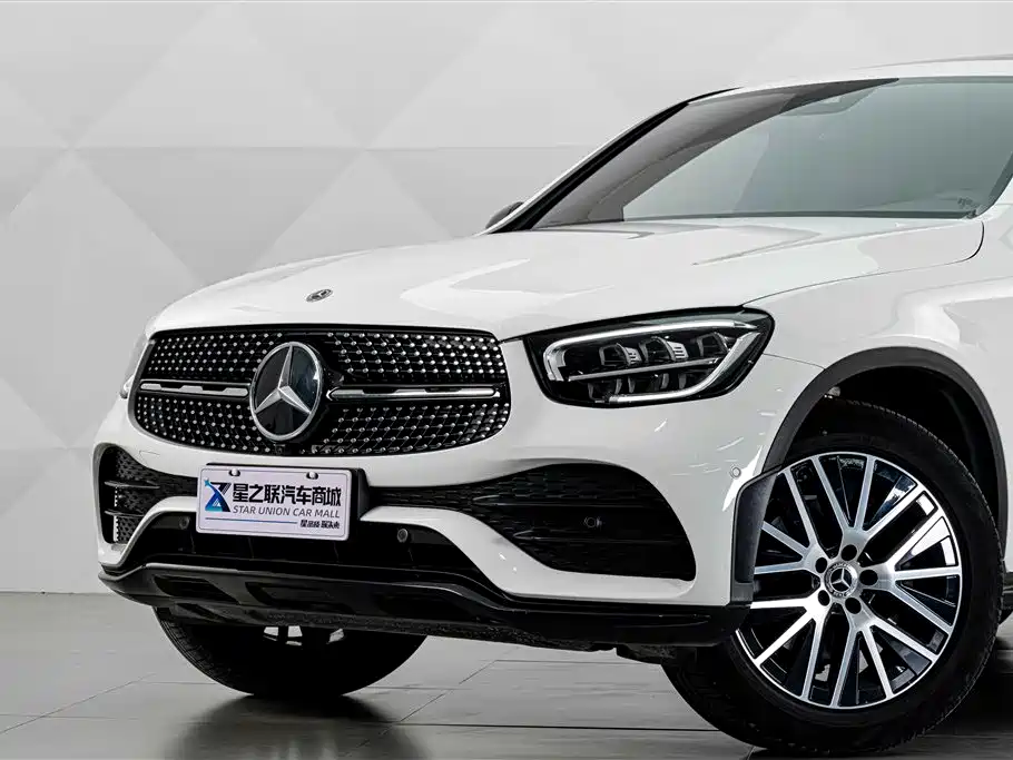 Mercedes-Benz GLC Coupe 2022 2021 GLC 300 4MATIC Coupe SUV