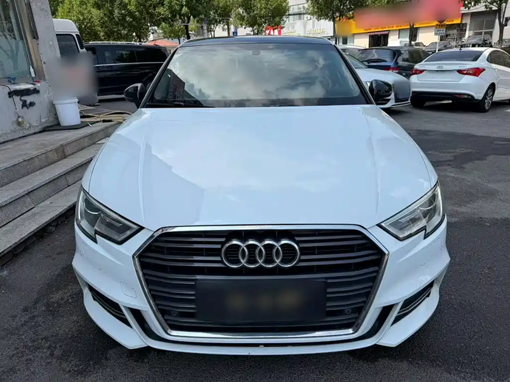 Фото 24 - Audi A3