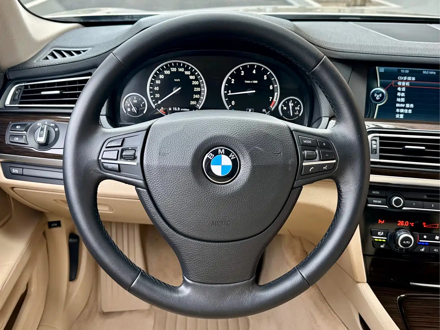 BMW 7 Series 2009 740Li Luxury фото 10