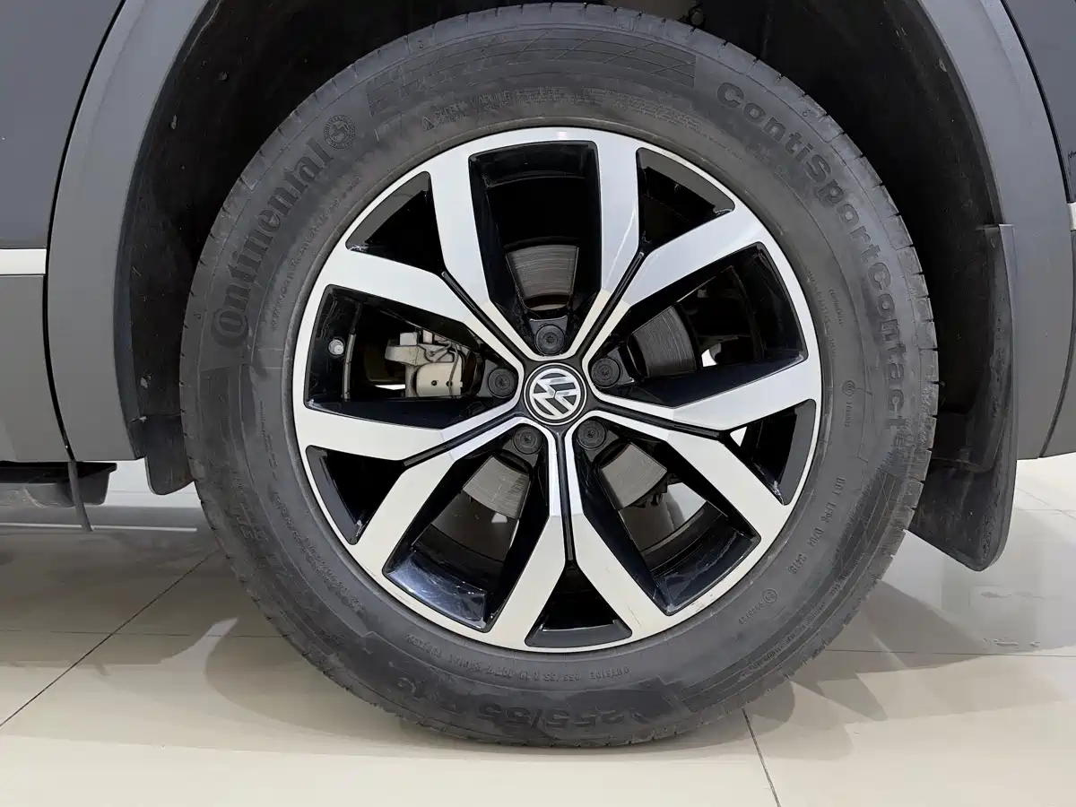 Volkswagen Teramont 2019 2017 530 V6 4WD Luxury Edition