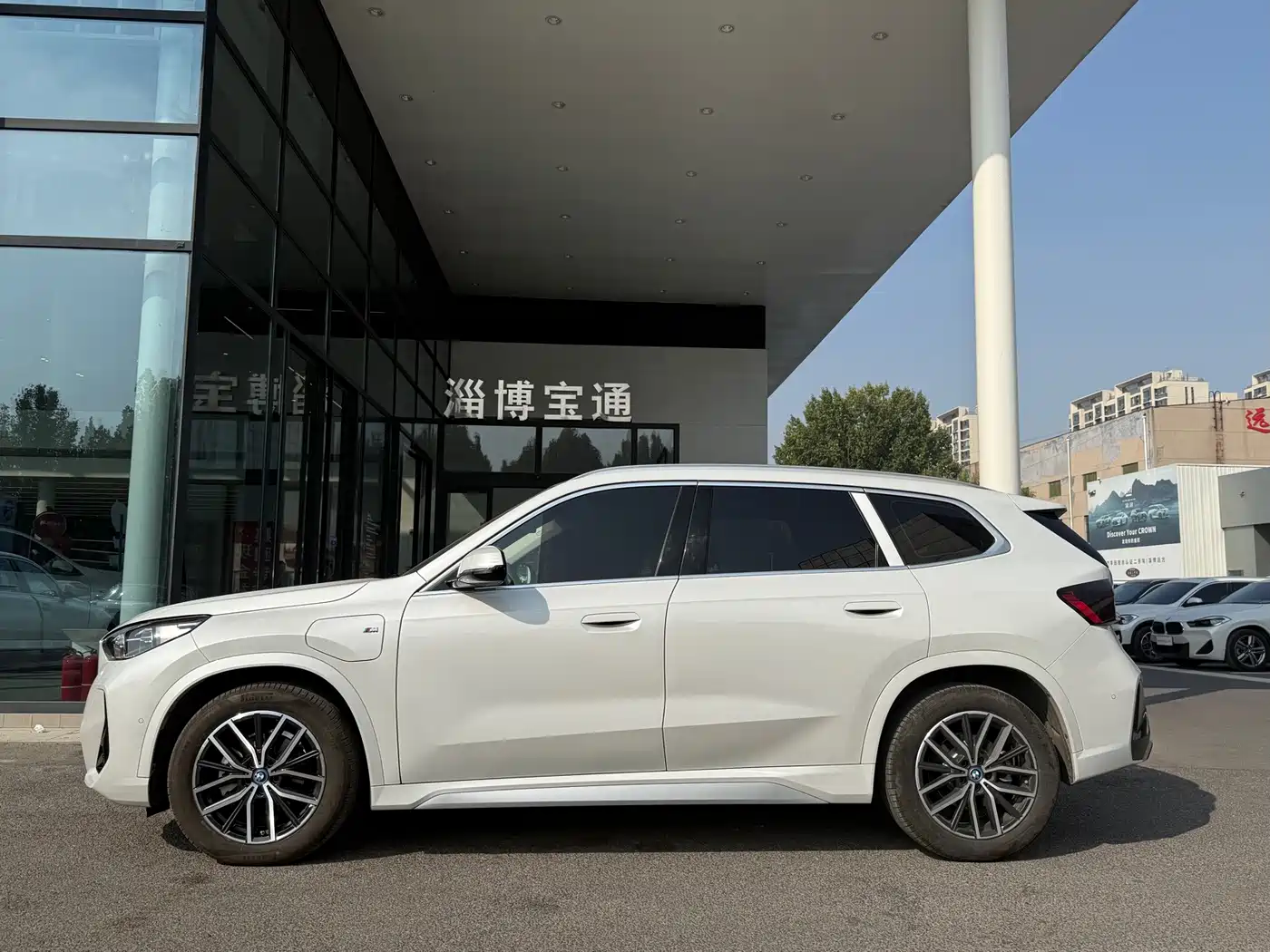 BMW iX1 2025 2025 eDrive25L M Sport Package