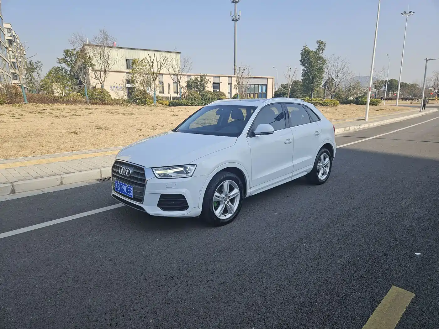 Audi Q3 2016 30 TFSI Fashion фото 2
