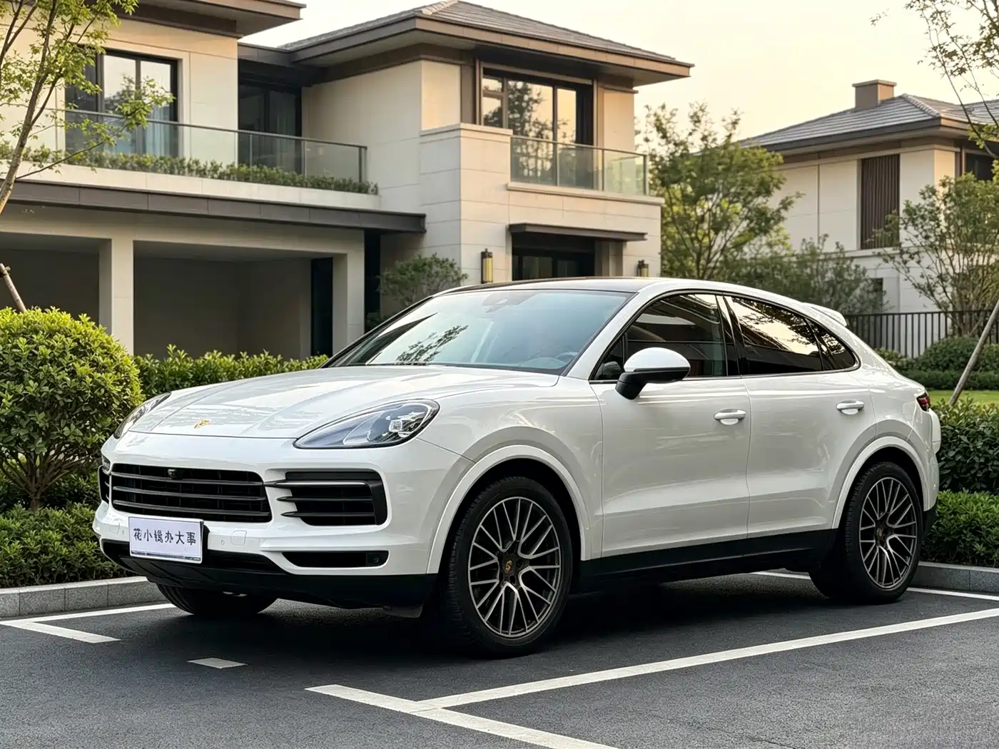 Фото 1 - Porsche Cayenne