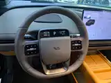 Фото 8 - Li Auto i6
