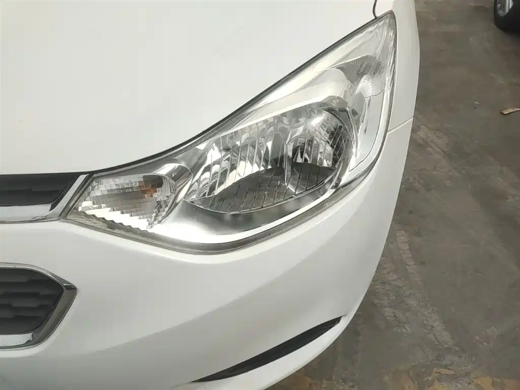 Chevrolet Sail 2018 Sail 3 1.3L Manual Comfort Sunroof фото 24