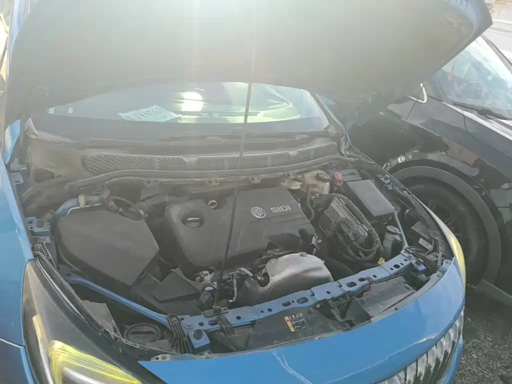 Фото 20 - Buick Verano