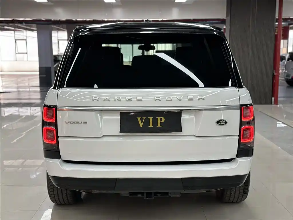 Land Rover Range Rover фото 8