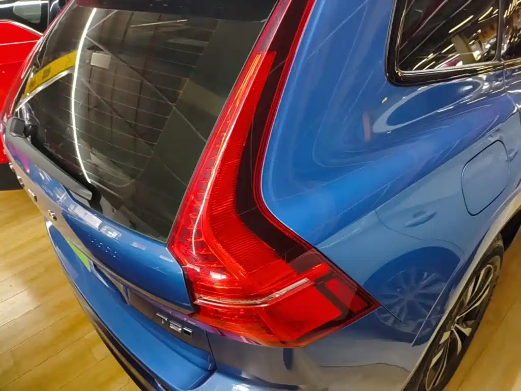 Photo 8 - Volvo XC60