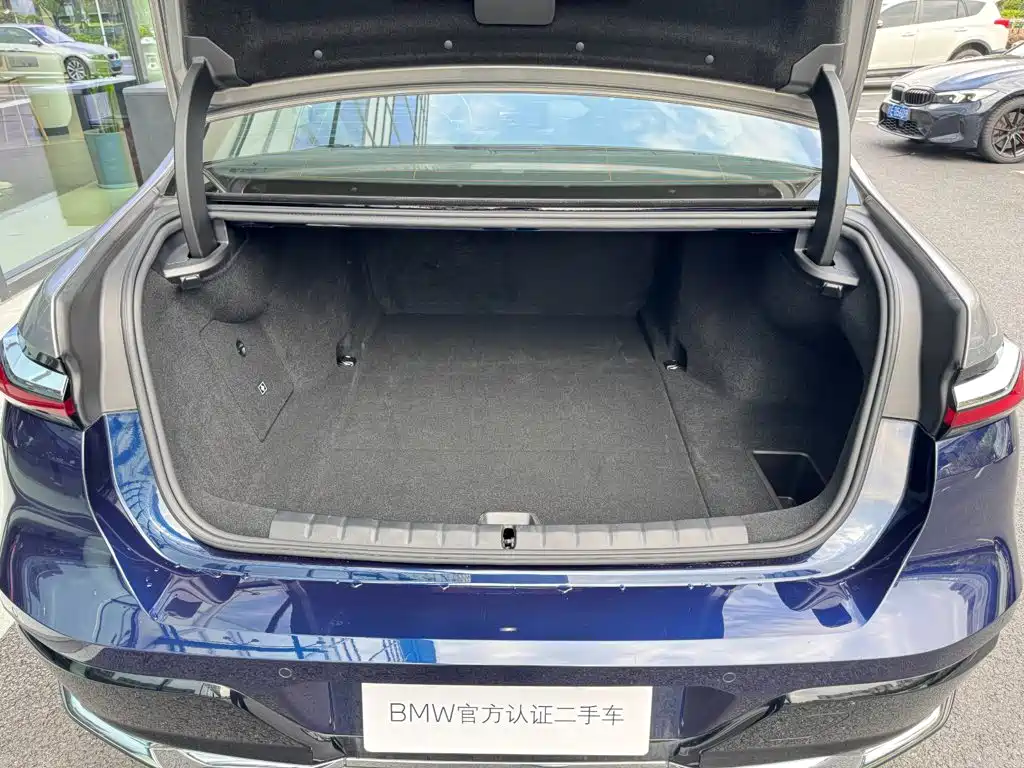 BMW i7 2025 2023 eDrive50L Premium M Sport Package