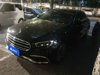 Mercedes-Benz E