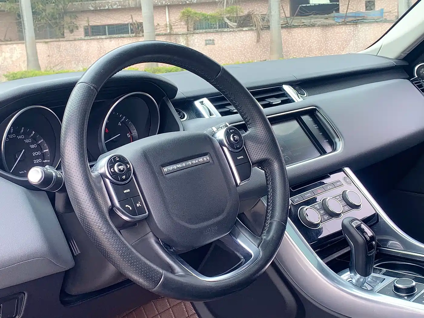 Land Rover Range Rover Sport 2015 3.0 SDV6 HSE фото 10