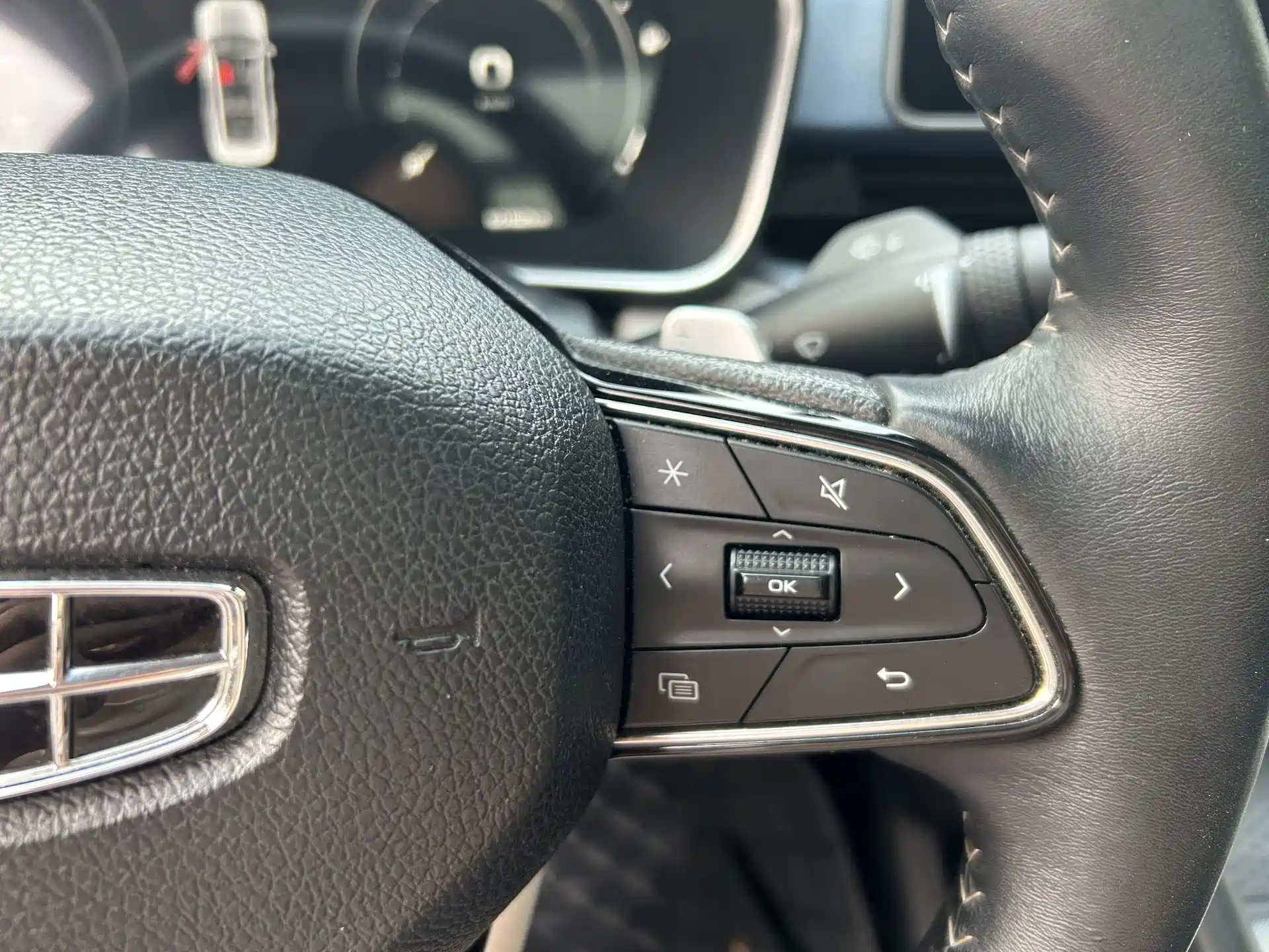 Фото 13 - Geely Preface