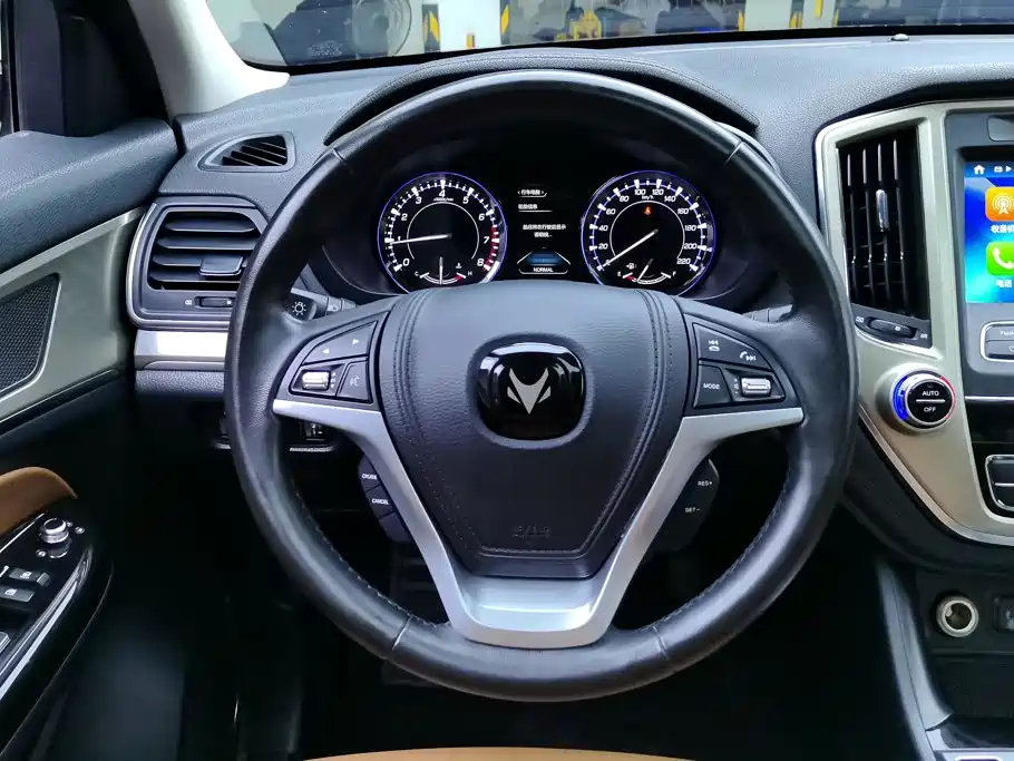Changan CS95 2017 2017 2.0T FWD Zhiyuan Edition