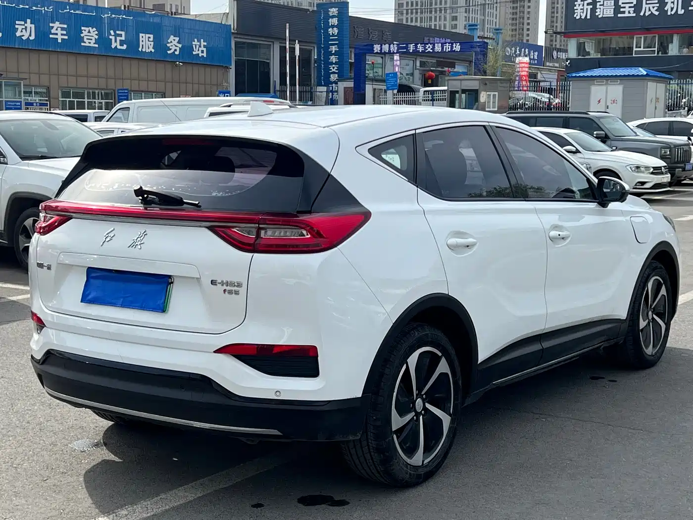 Hongqi E-HS3 2019 Smart Connection Flag Joy FWD Version фото 9