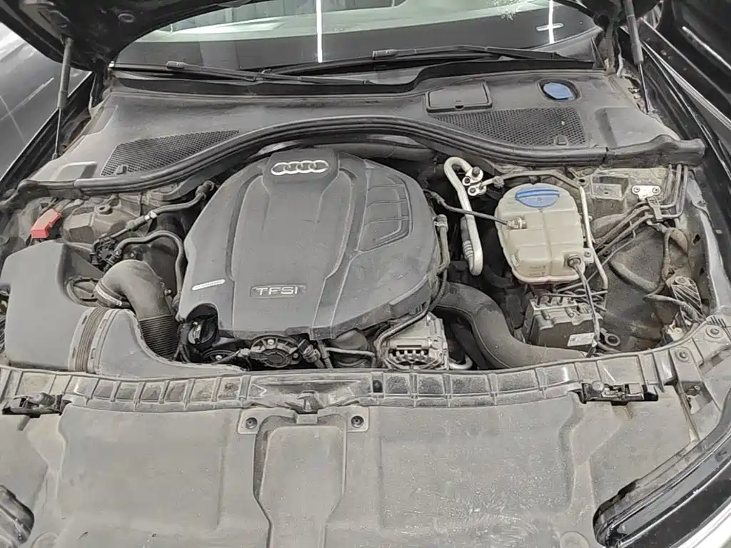 Фото 20 - Audi A6L