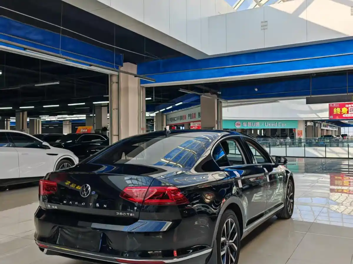 Volkswagen Magotan 2020 330TSI DSG Leading фото 7