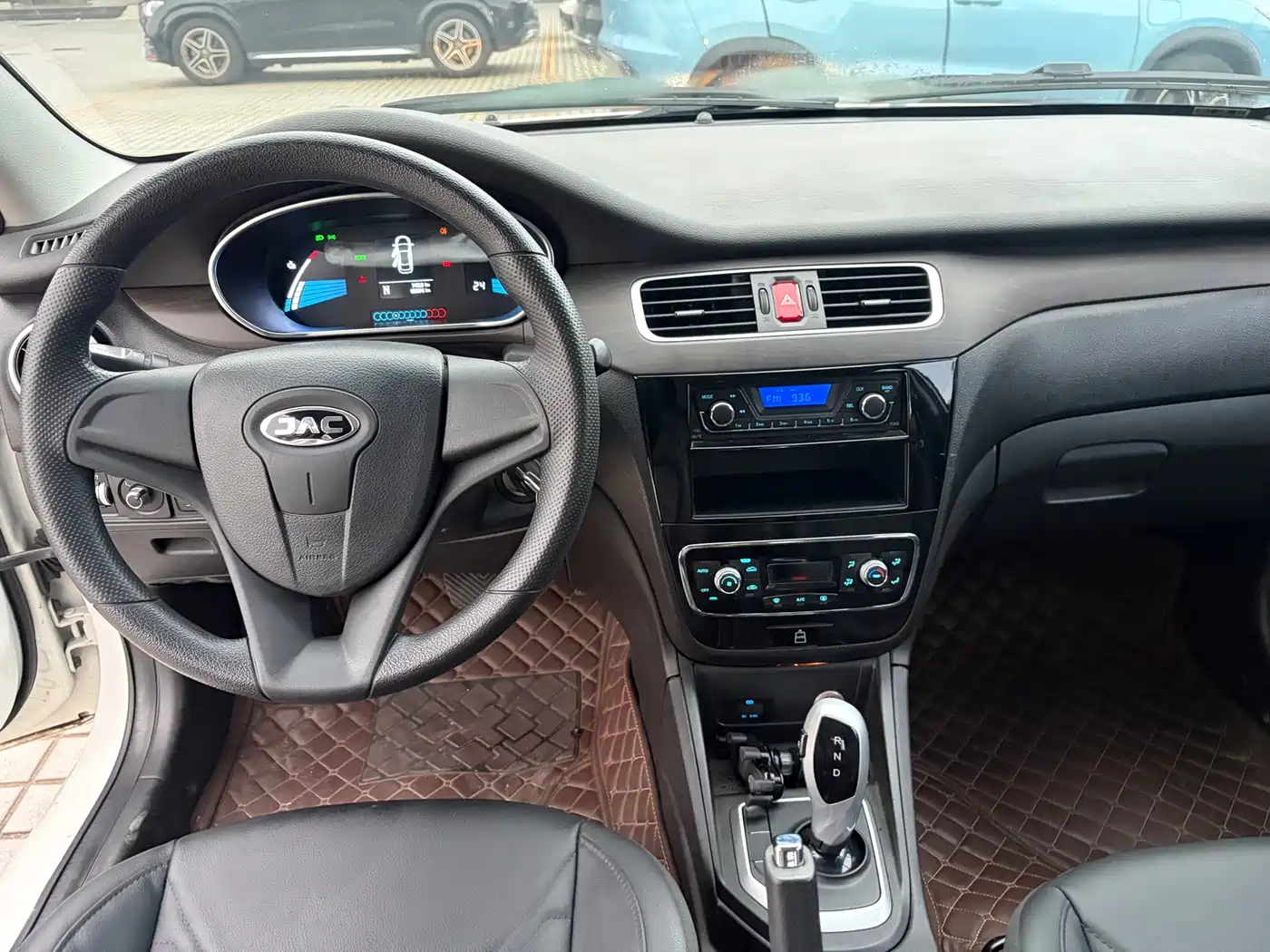 JAC Motors JAC iEVA50 2019 2019 Luxury Smart Edition
