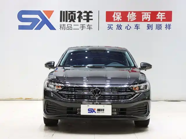 Volkswagen Sagitar 2025 Model Year 3rd Facelift 300TSI DSG Surpassing Edition — фото 2