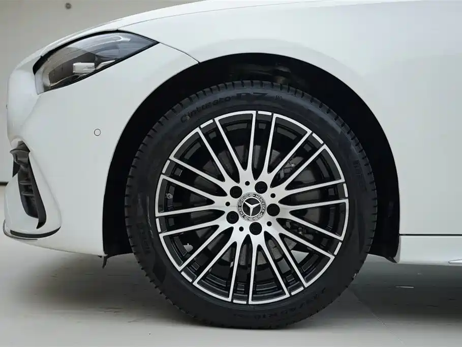 Mercedes-Benz C-Class 2024 Second Facelift C 260 L Sport фото 14