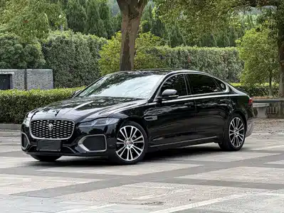 Jaguar XFL