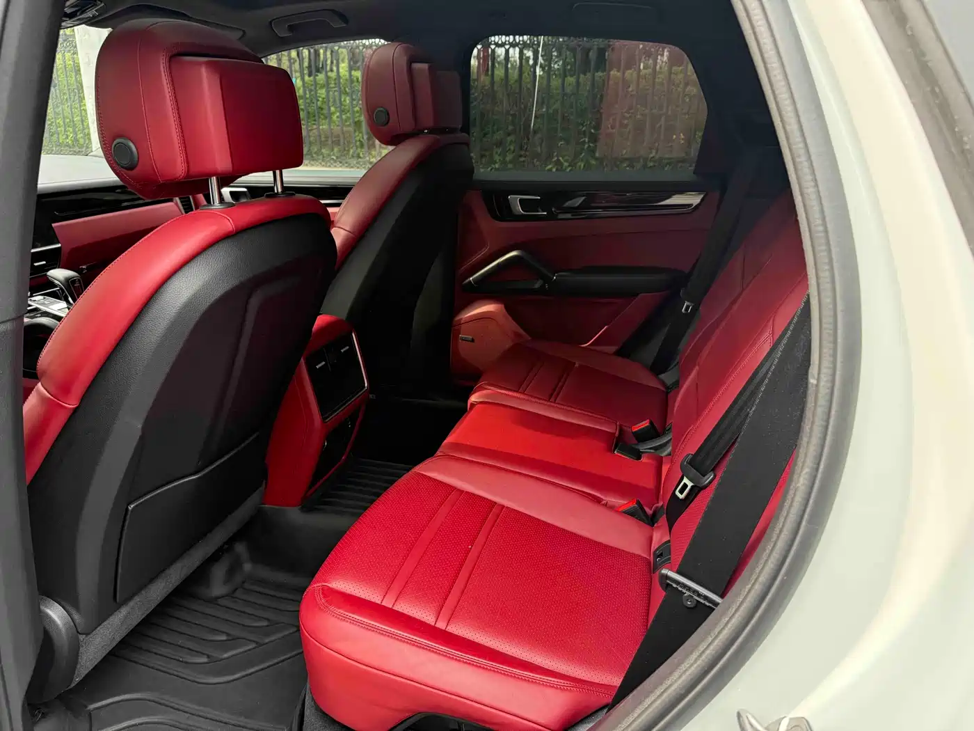 Porsche Cayenne New Energy 2020 Cayenne E-Hybrid 2.0T фото 23