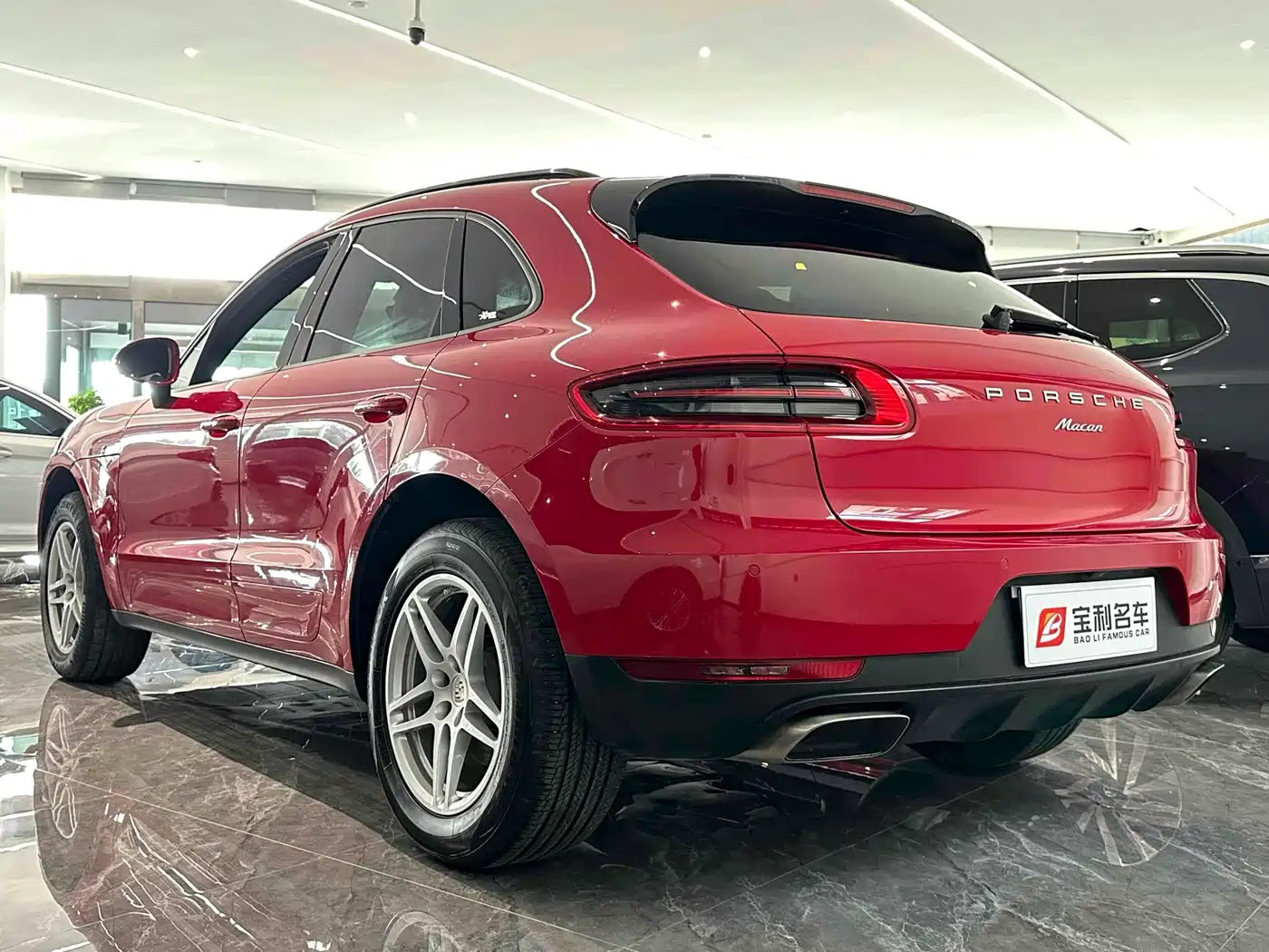 Porsche Macan 2017 Macan 2.0T фото 3