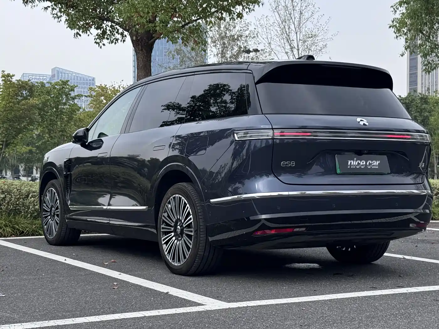 NIO ES8 2025 2025 Model 6-Seat Executive Luxury Edition