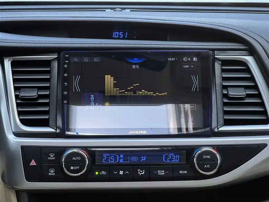 Toyota Highlander 2021 2.0T FWD Luxury 7-Seater фото 22