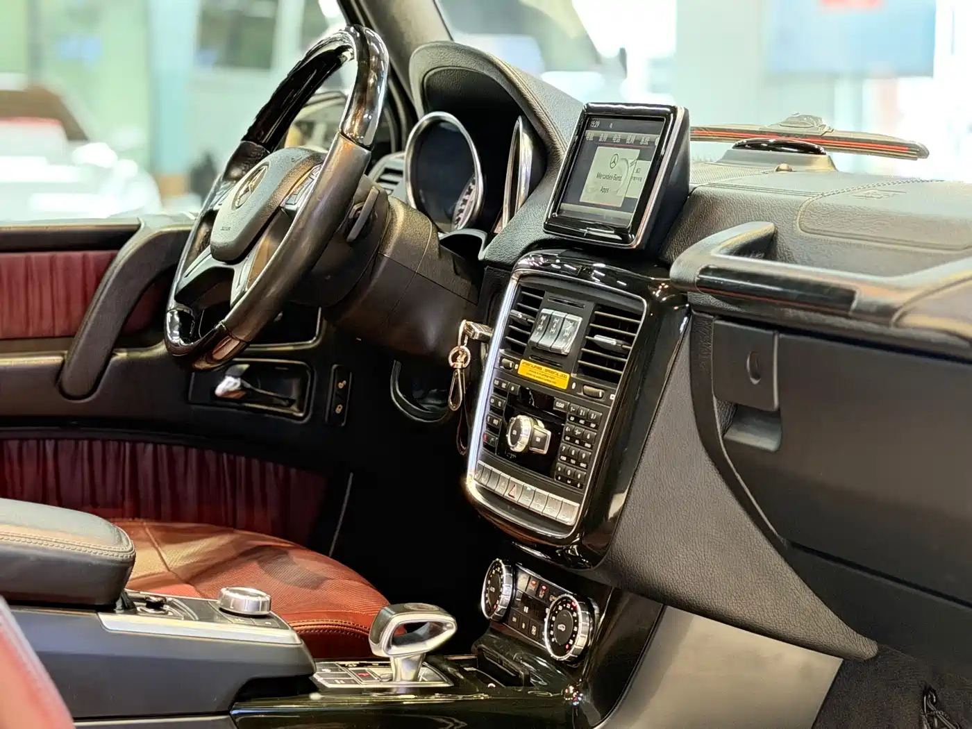 Mercedes-Benz G-Class AMG 2013 AMG G 63 фото 10
