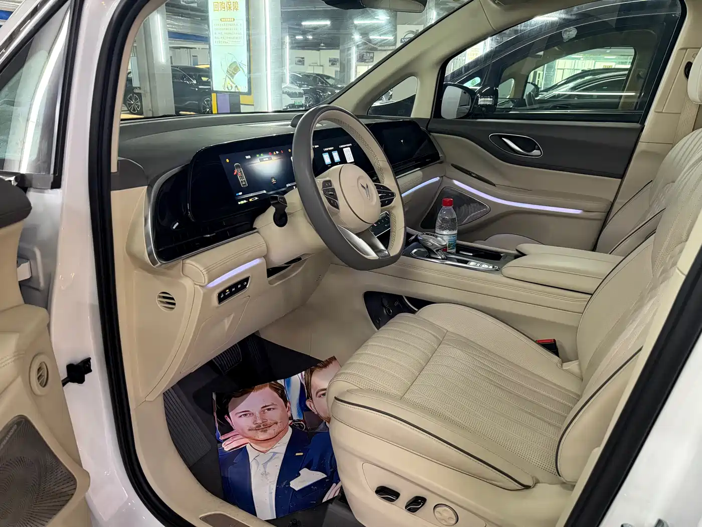 Voyah Auto Voyah Dreamer 2022 Low-carbon Dream+Smart Package фото 7
