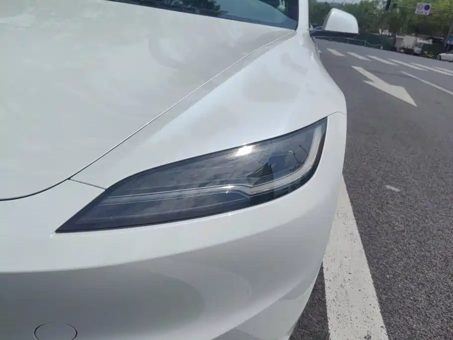 Tesla Model 3 2025 2025 Model Year Facelift Rear-Wheel Drive