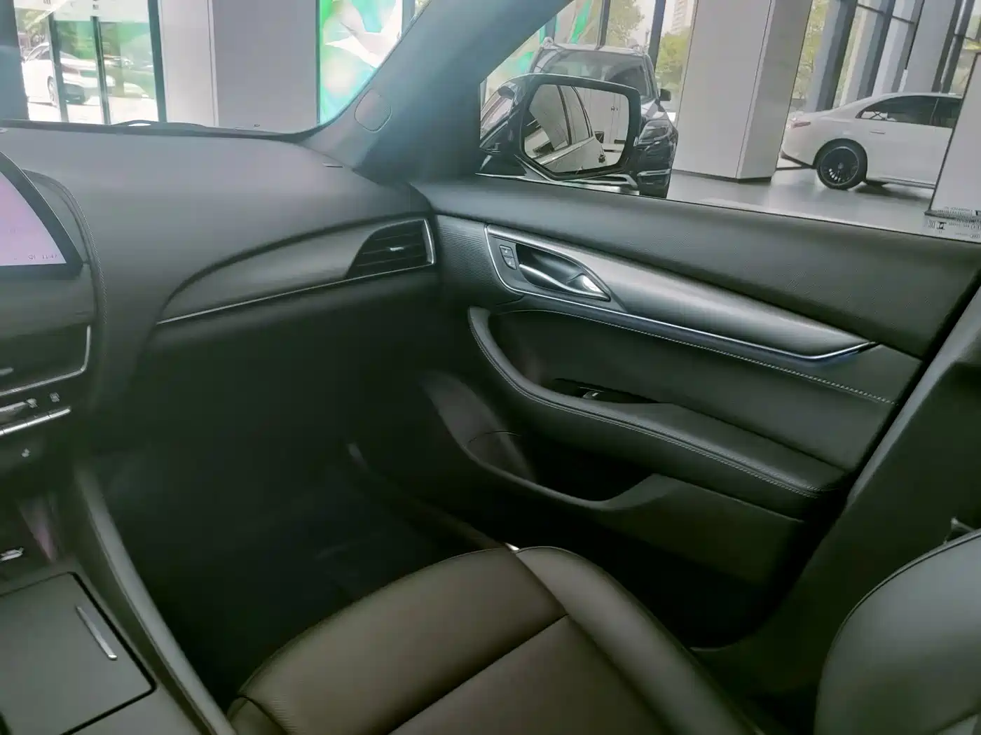 Cadillac CT5 2026 2025 Model 28T Urban Sport Edition