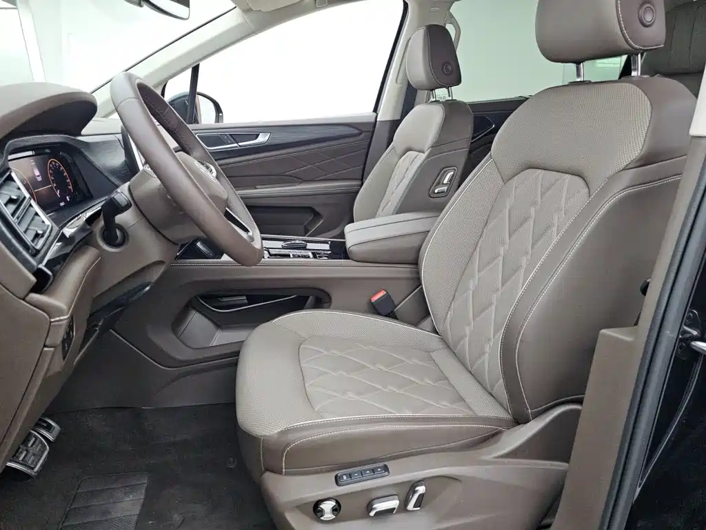 Volkswagen Viloran 2025 2024 380TSI Executive Edition