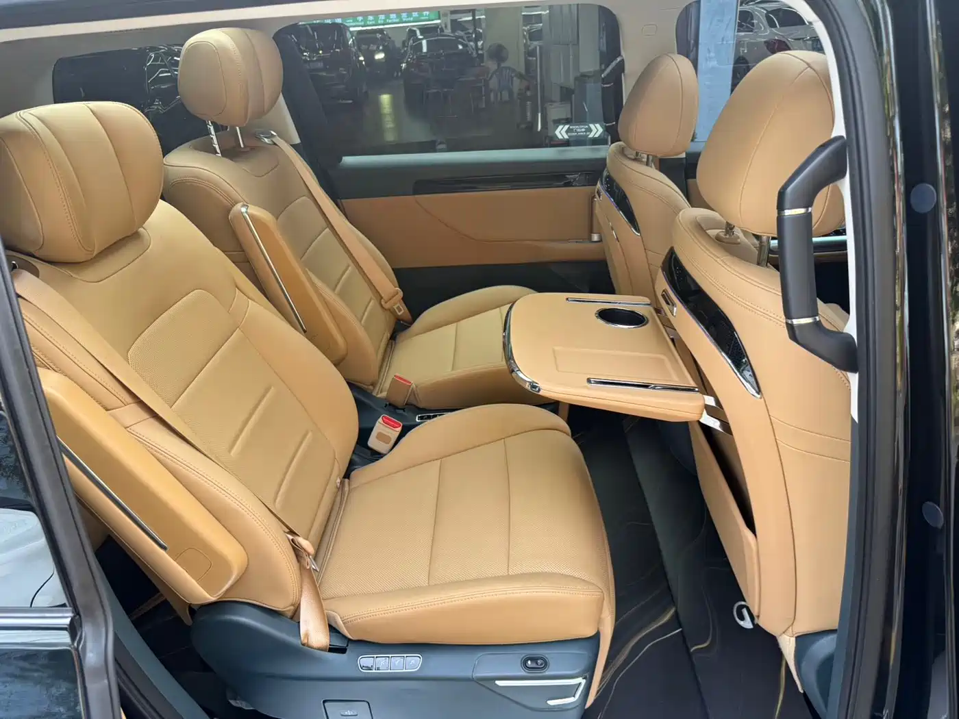 GAC Trumpchi Trumpchi E8 2025 2024 Glory Series 2.0L Glory Edition