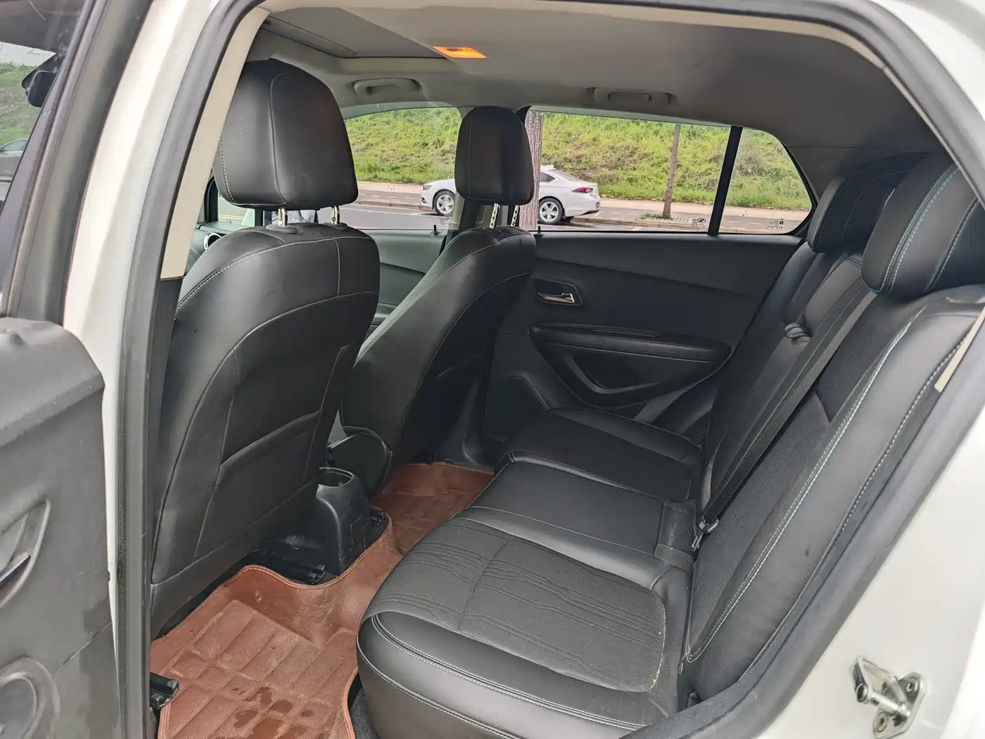 Chevrolet Trax 2016 1.4T Automatic 2WD Luxury фото 6