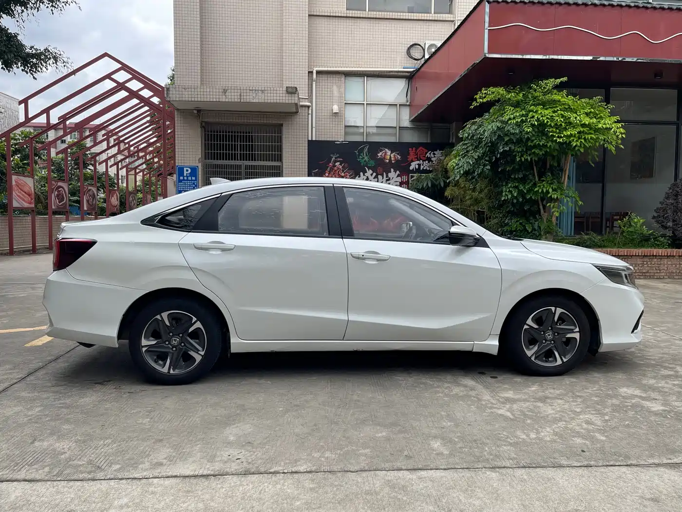 Honda ENVIX 2021 2019 180TURBO CVT Pleasure China V