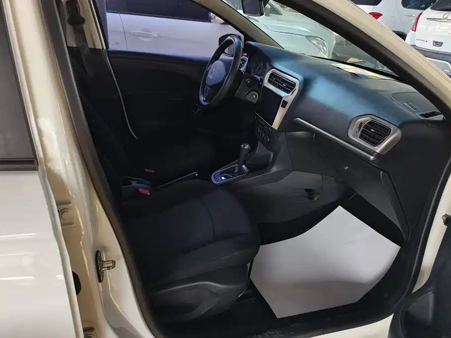 Peugeot 301 2015 2014 1.6L Automatic Comfort Edition